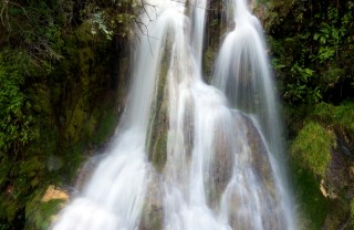 acqua sorgenti cascate benessere salute