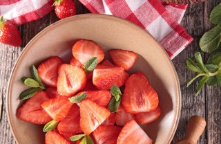 fragole calorie proprietà e usi in cucina