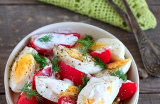 Insalata allo yogurt