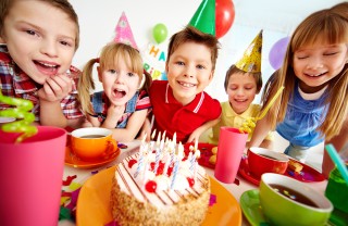 animare festa di compleanno bambini, giochi divertenti bambini 3 anni, giochi divertenti bambini 5 anni