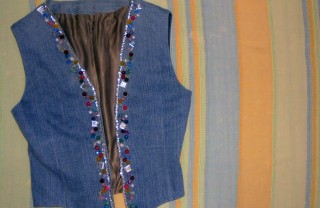 personalizzare gilet jeans, decorare gilet jeans