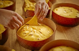 Pasticceria Cucchi Milano preparazione panettone