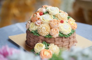 flower cake, torte con fiori, fiori in crema di burro