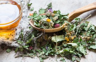 tisana detox, erbe, rimedi naturali