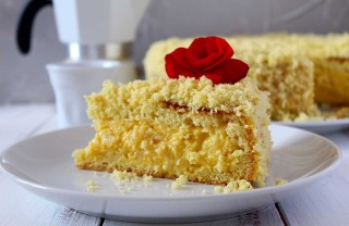 torta mimosa con lamponi