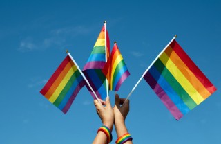 bandiera arcobaleno significato, bandiera arcobaleno pride