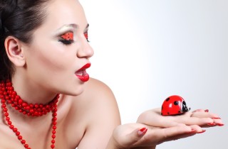 Come realizzare un trucco di Carnevale da coccinella