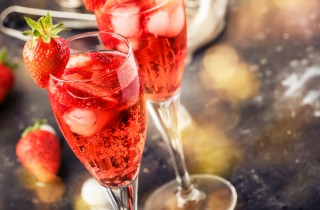 Cocktail di San Valentino: la ricetta dello Strawberry Bellini