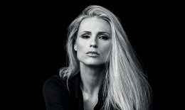 Michelle Hunziker - Io non mi volto di Paolo Spadacini