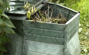 risparmiare ecologia concime orto piante giardino terra compostaggio humus compost 