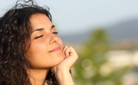 Stress e cibo: come mangiare meno con la meditazione mindfulness