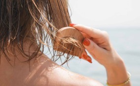 Come prendersi cura dei capelli in estate