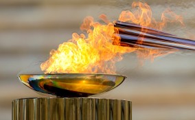 tedoforo per Giochi Olimpici Invernali