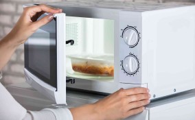 Quanto consuma il forno a microonde?