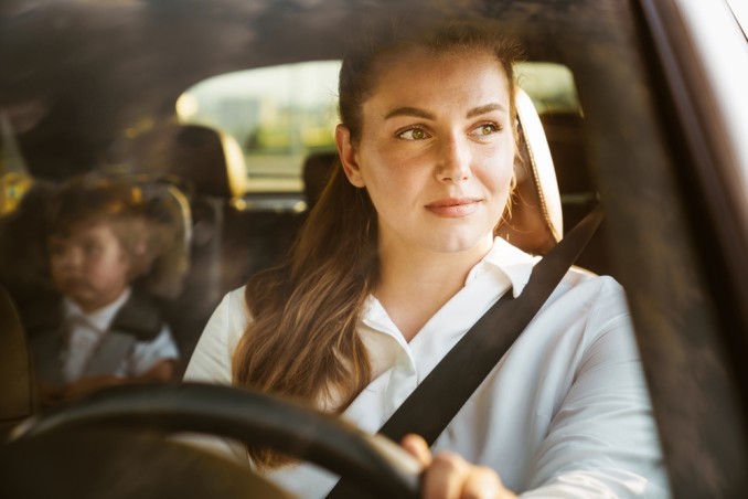 bambini viaggi auto