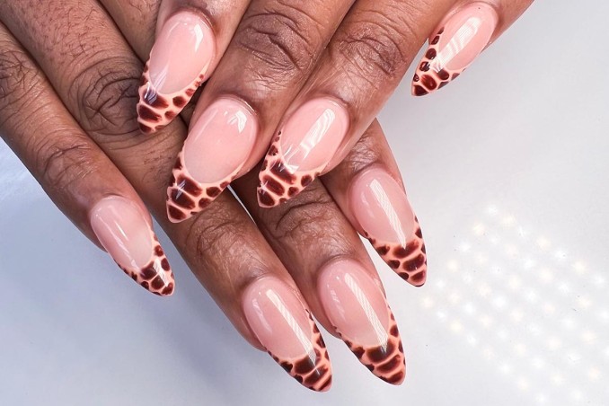 french manicure animalier